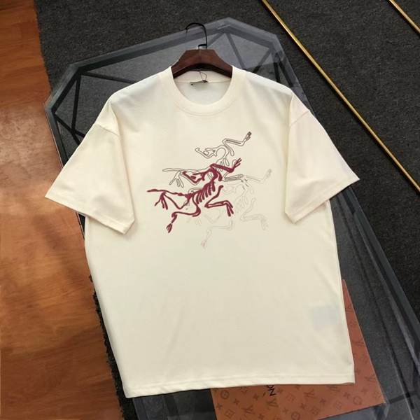 ブランドTシャツ正面デザイン